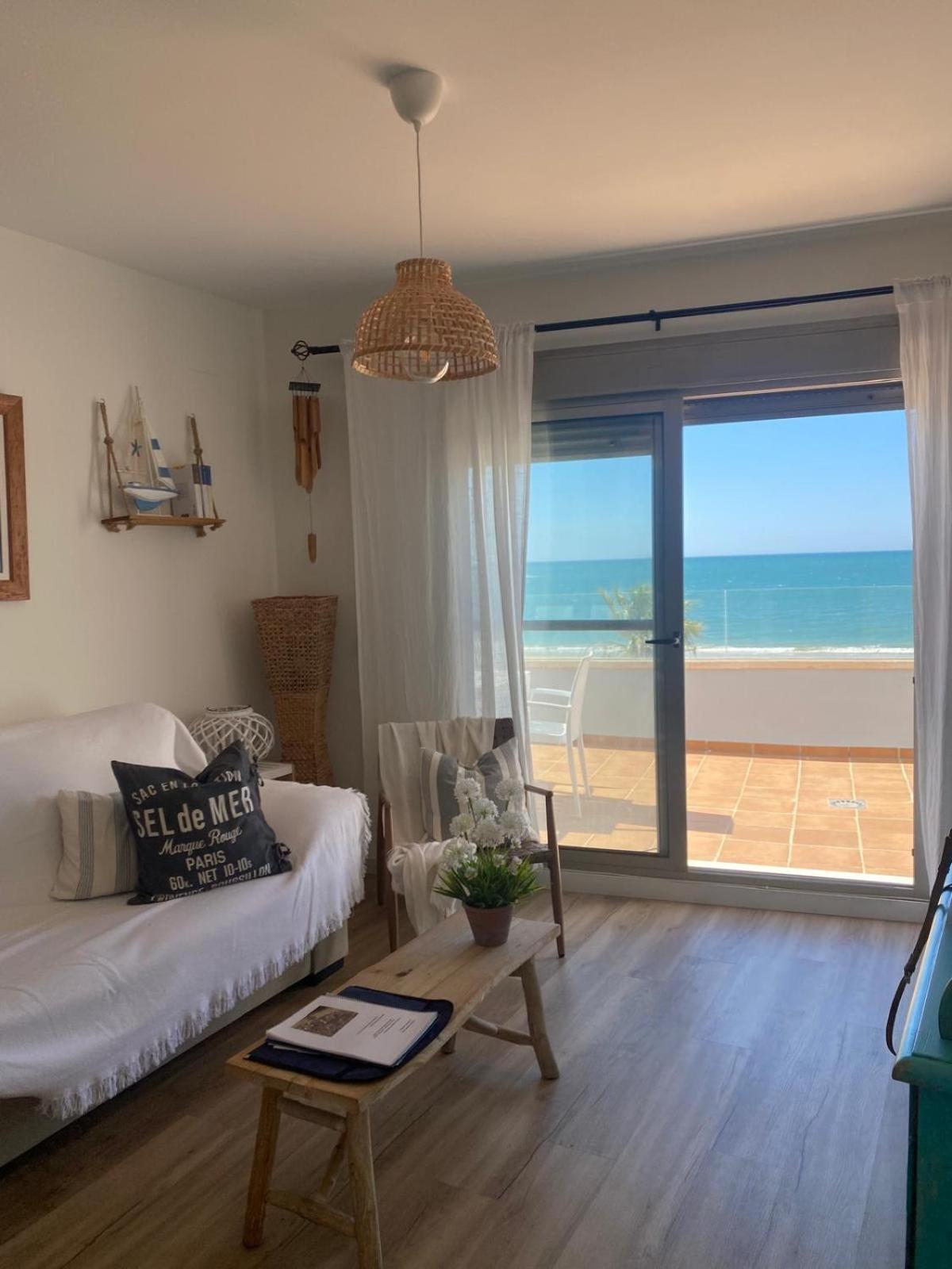 Atico Al Sol En Primera Linea De Playa Διαμέρισμα Rota Εξωτερικό φωτογραφία