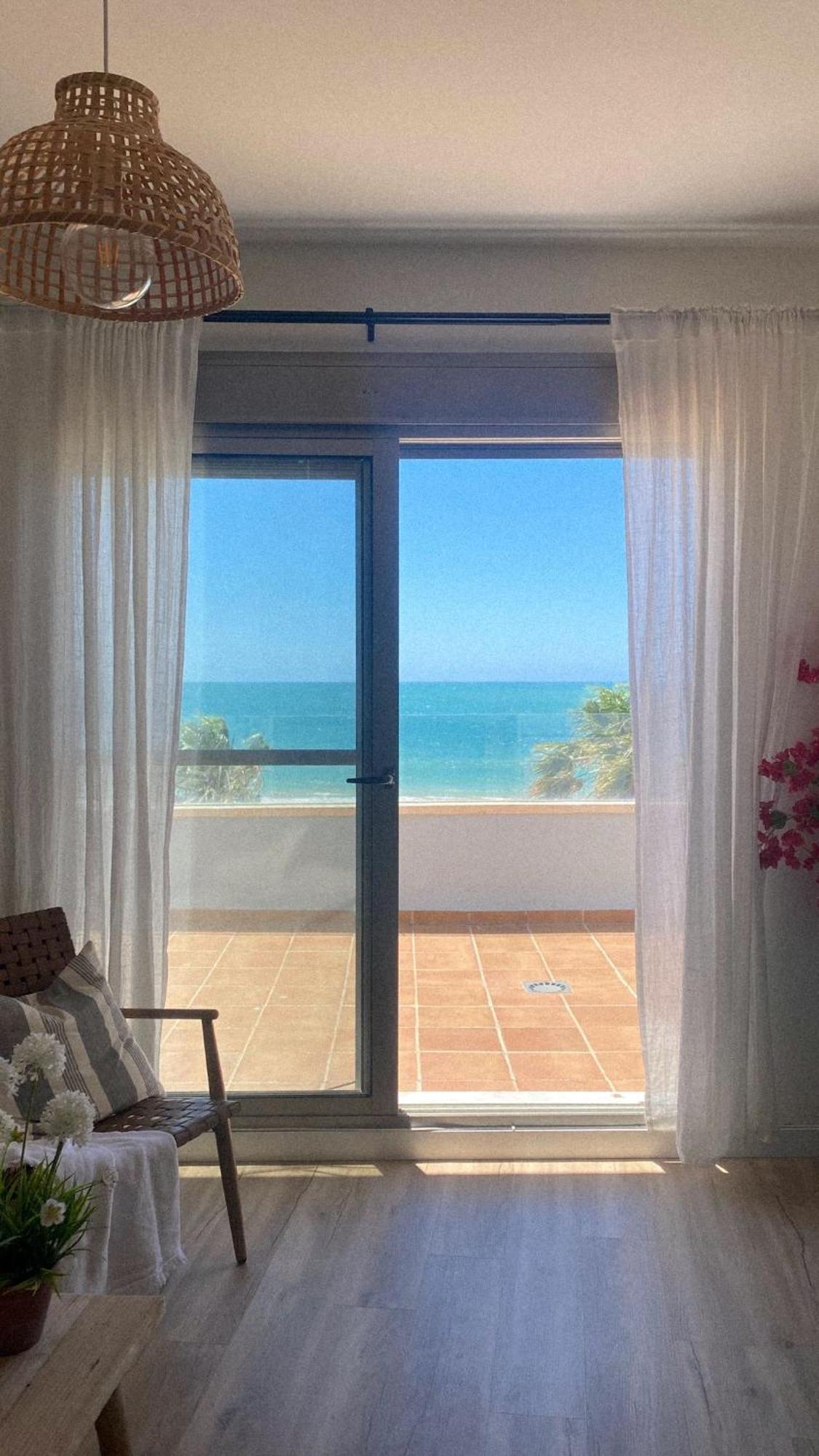 Atico Al Sol En Primera Linea De Playa Διαμέρισμα Rota Εξωτερικό φωτογραφία